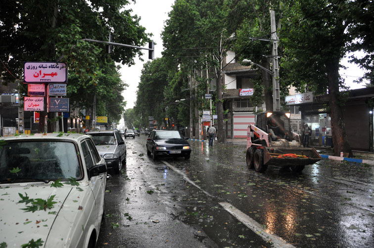 تگرگ در شهریار