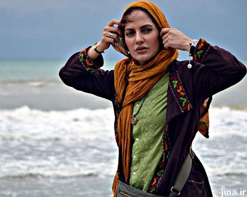 مهناز افشار در لب دریا