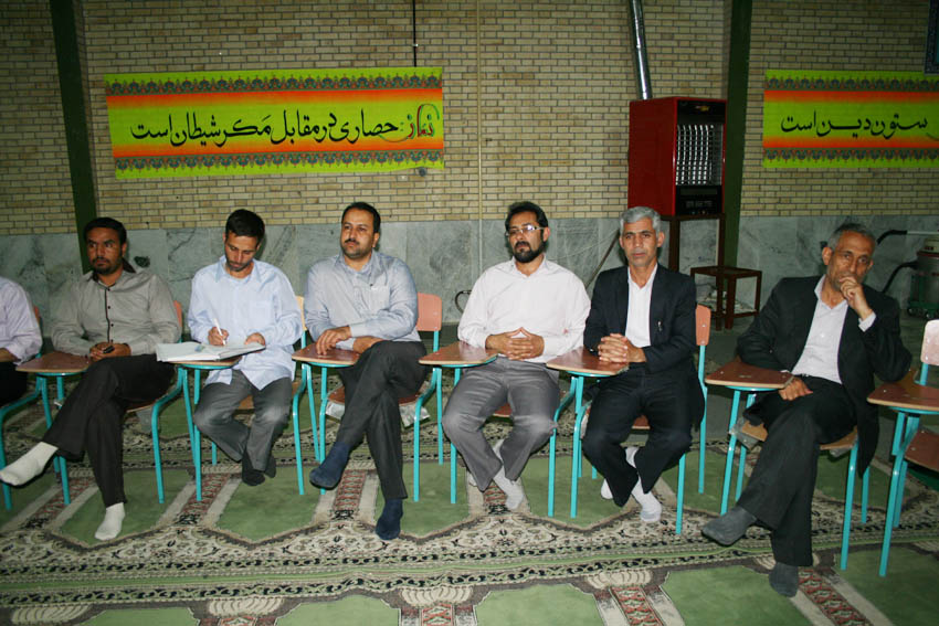 http://s3.picofile.com/file/7396791070/4.jpg