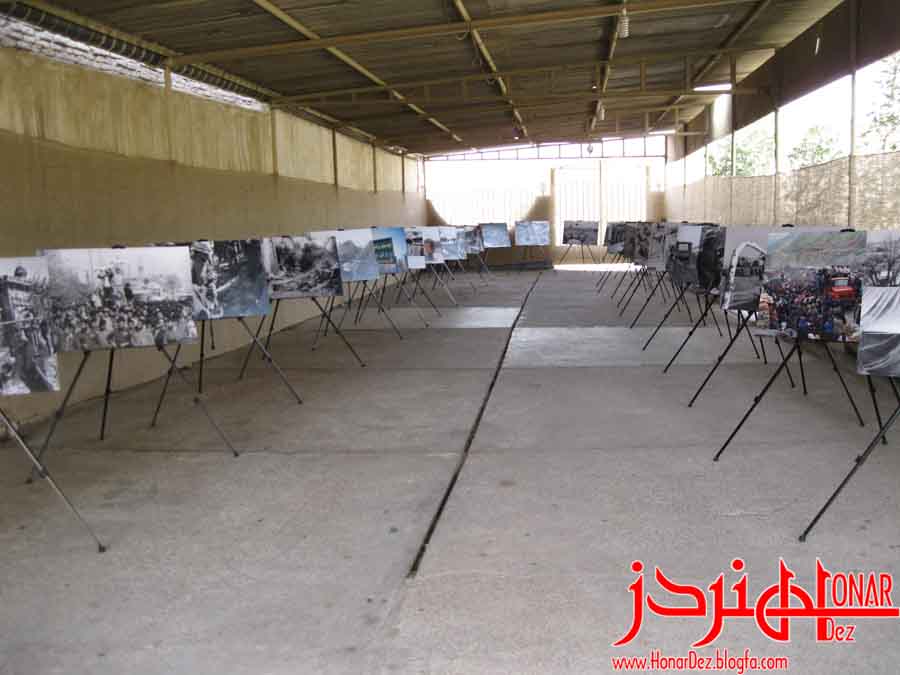 عکس: پوپک - (نمایشگاه عکس- دومین همایش شعر مقاوت وپایداری دزفول) /هنردز/