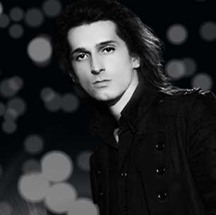 http://s3.picofile.com/file/7403765913/pasha11.jpg