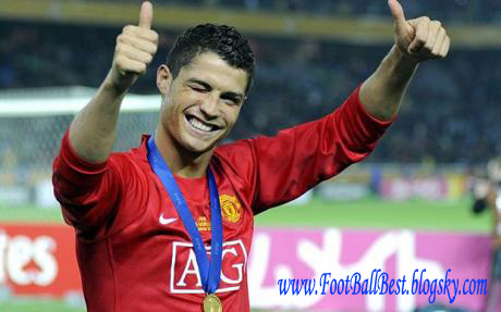 http://s3.picofile.com/file/7405615264/Cristiano_Ronaldo_Manchester_United_www_FootBallBest_blogsky_com.jpg
