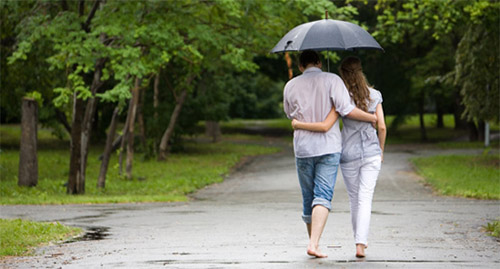 [تصویر: rainydayromance1.jpg]