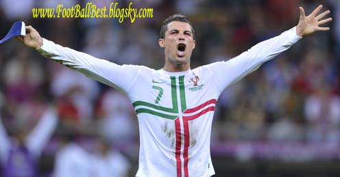 http://s3.picofile.com/file/7416251177/Czech_Republic_v_Portugal_Cristiano_Ronaldo_r_2784094.jpg
