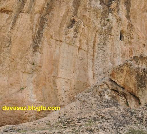 نقش برجسته و کتیبه تاریخی سرمشهد