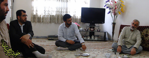 http://s3.picofile.com/file/7436620214/DSC07150.jpg