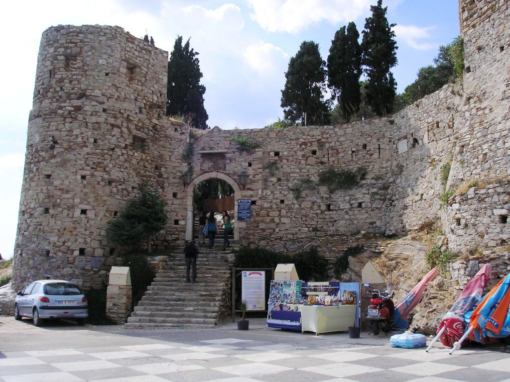 http://s3.picofile.com/file/7494071391/P1011659.jpg