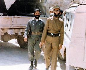 مقام معظم رهبري در جبهه