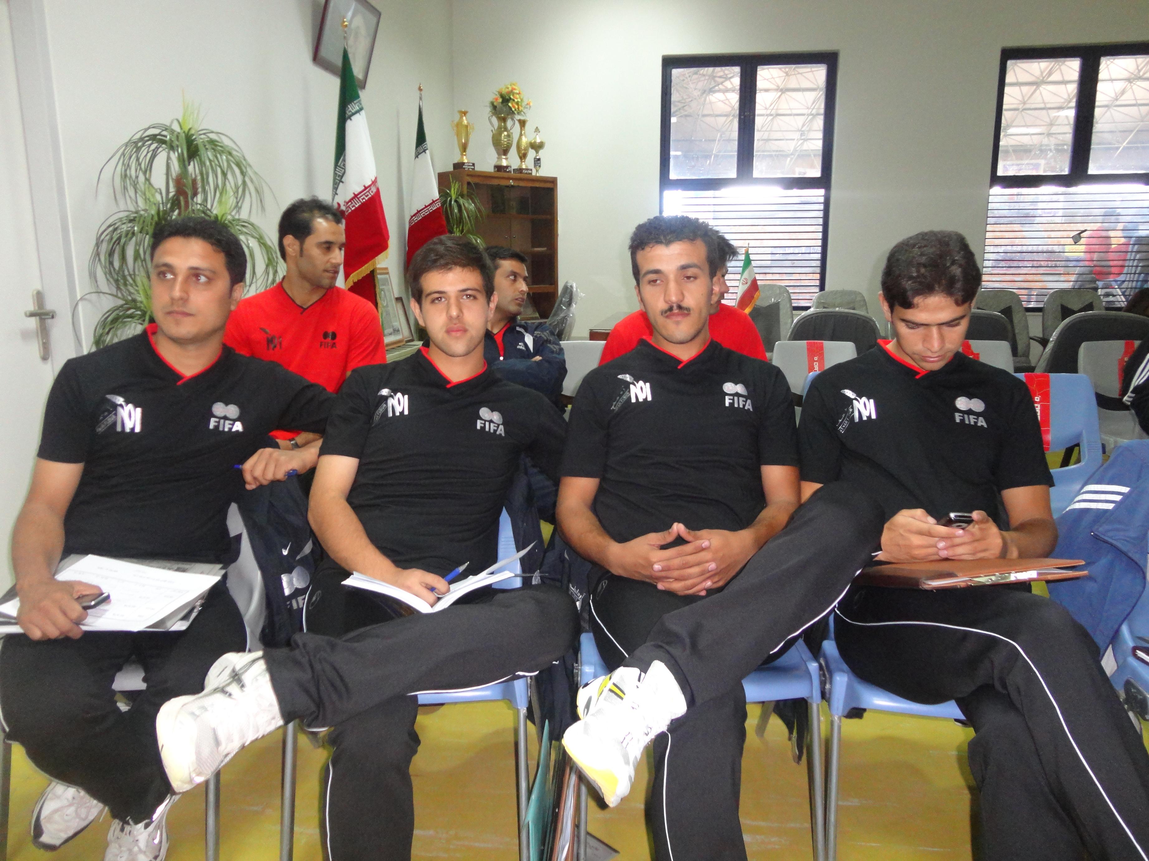 http://s3.picofile.com/file/7514642040/DSC05330.jpg