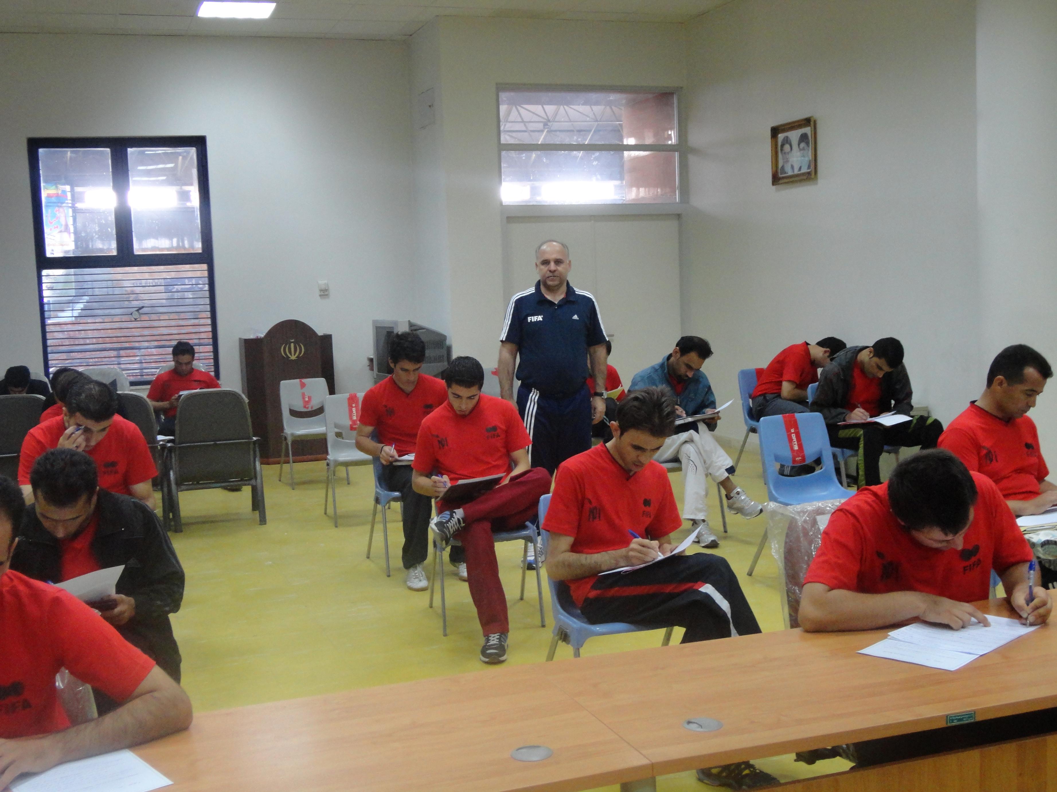 http://s3.picofile.com/file/7514769458/DSC05452.jpg