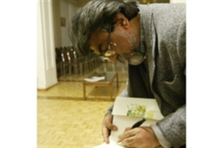 http://s3.picofile.com/file/7540832682/gap_teacher_pic_00027.jpg