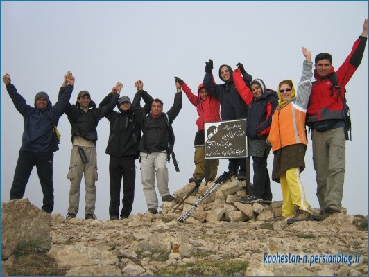 قله درفک به همراه گروه کوهنوردی اهورا ی تهران
