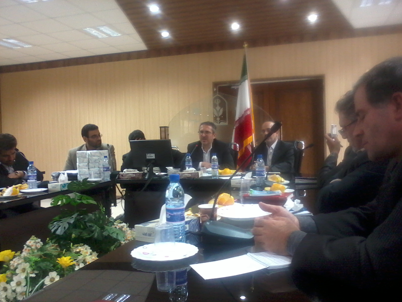 http://s3.picofile.com/file/7559704515/Photo0238.jpg