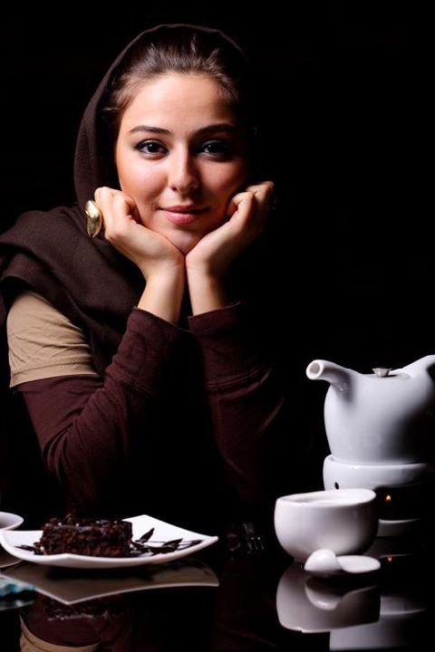http://s3.picofile.com/file/7578153973/iranianpix_tk_6_.jpg