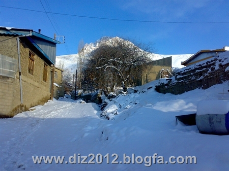 http://s3.picofile.com/file/7597427090/201212281374.jpg