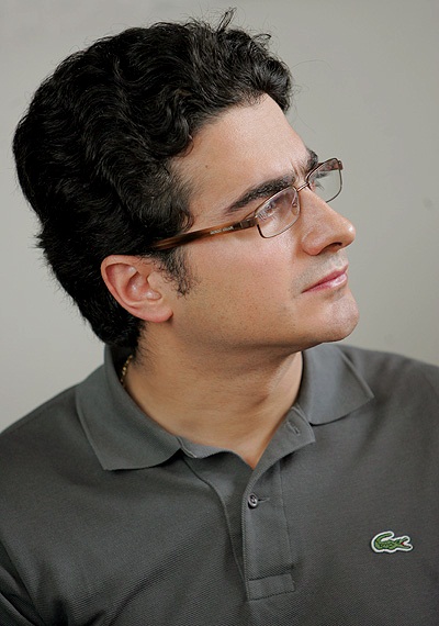 http://s3.picofile.com/file/7598731498/585501_oaDGtwRo.jpg
