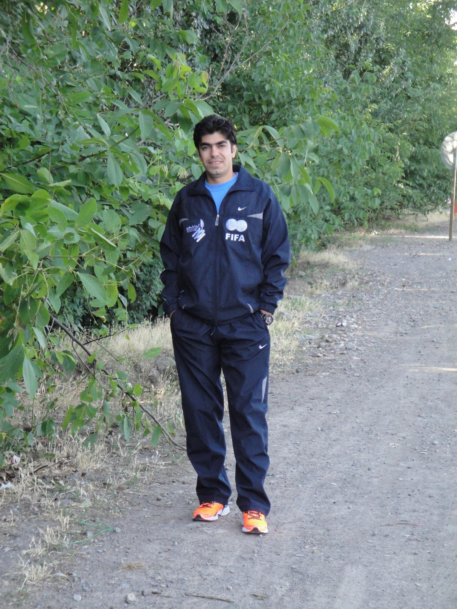 http://s3.picofile.com/file/7609190321/DSC03569.jpg