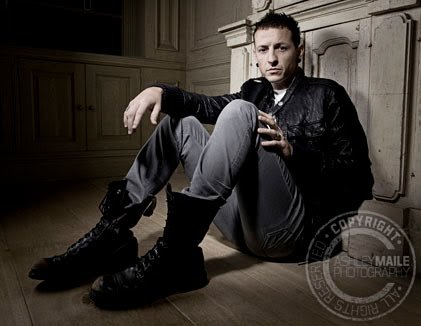 http://s3.picofile.com/file/7613056448/LPfan_blogsky_com_Mag3.jpg