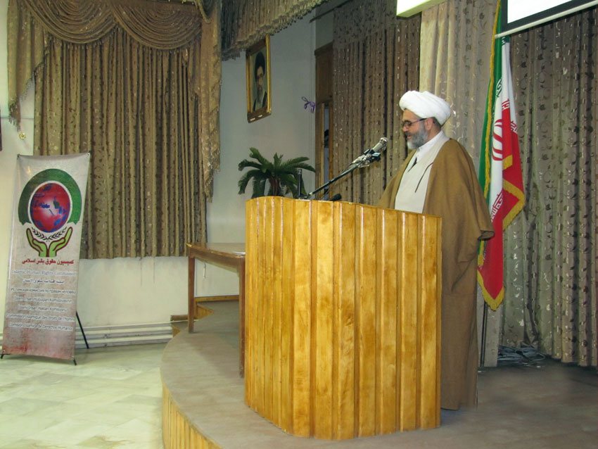 حجت الاسلام والمسلمین مالک اژدر شریفی رئیس هیئت امنای دفتر کمیسیون حقوق بشراسلامی در شمالغرب کشور 