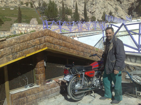 http://s3.picofile.com/file/7645956127/Image1266.jpg