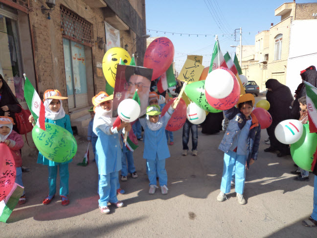 http://s3.picofile.com/file/7659145157/beit22.jpg