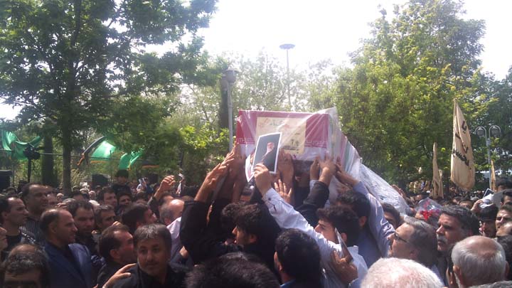 تشیع جنازه دو شهید گمنام - 25 فروردین 92 - محله شهید بخارایی - تهران