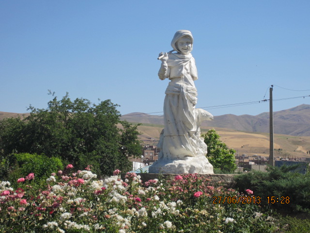 http://s3.picofile.com/file/7824109244/IMG_3539.jpg
