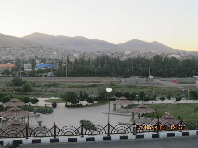 http://s3.picofile.com/file/7824114080/IMG_3570.jpg