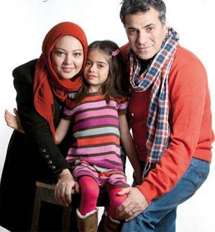 عکس رزیتا غفاری به همراه همسر و دخترش