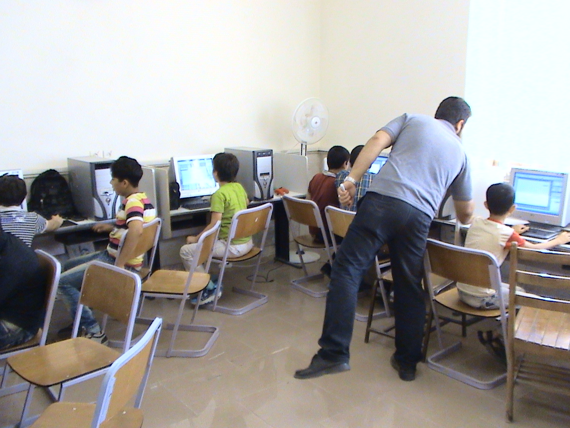 http://s3.picofile.com/file/7835797953/DSC01089.jpg