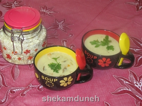 سوپ مرغ و قارچ