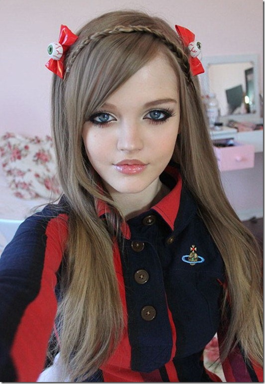 http://s3.picofile.com/file/7922974729/American_16_year_old_real_Barbie_girl_Kotakoti_10_thumb.jpg