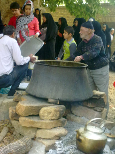 محله بالا طرق کنار چنار هزار ساله -  روز گردشگری