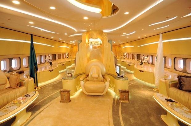 هواپیمای شخصی ولید بن طلال شاهزاده عربستانی