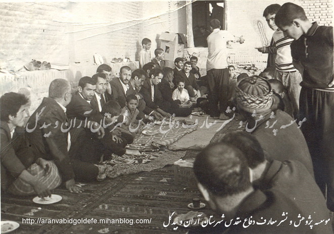 http://s3.picofile.com/file/7992377846/alireza_ahmad_1_.jpg