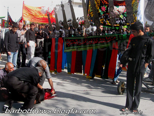 http://s3.picofile.com/file/8100468700/ashoura22.jpg