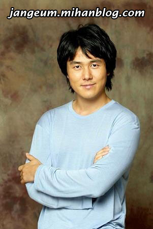 http://s3.picofile.com/file/8189239142/kam_woo_sung.jpg