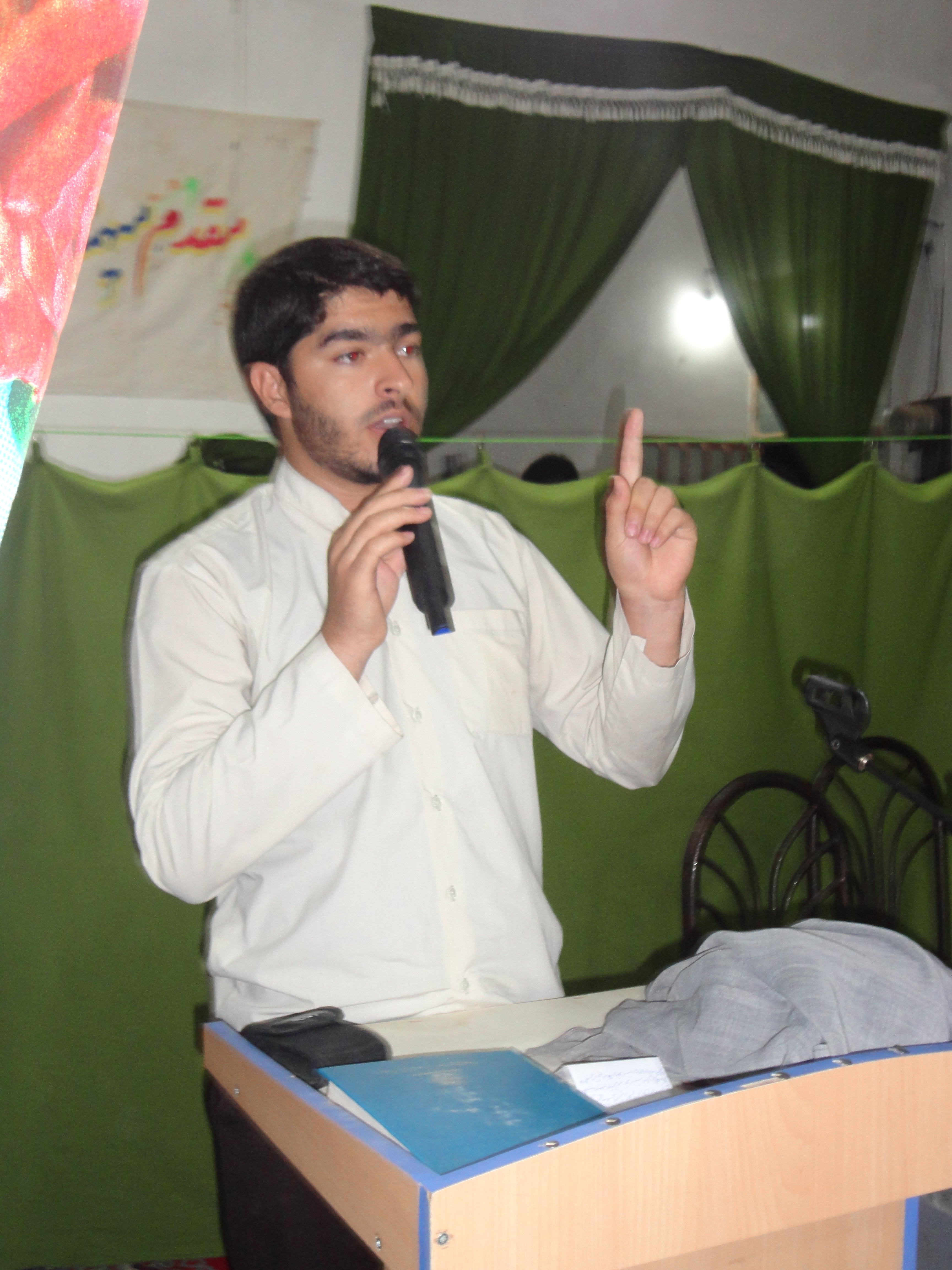 http://s3.picofile.com/file/8194084434/DSC00972.JPG