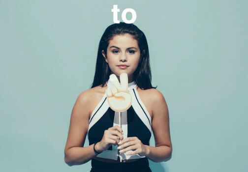 عکس های تازه منتشر شده از سلنا در iHeartRadio عکس های تازه منتشر شده از سلنا در iHeartRadio
