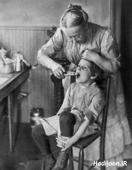 عکسی از دندانپزشکی در قدیم