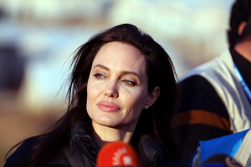 http://s3.picofile.com/file/8198487742/n00047114_t.jpg