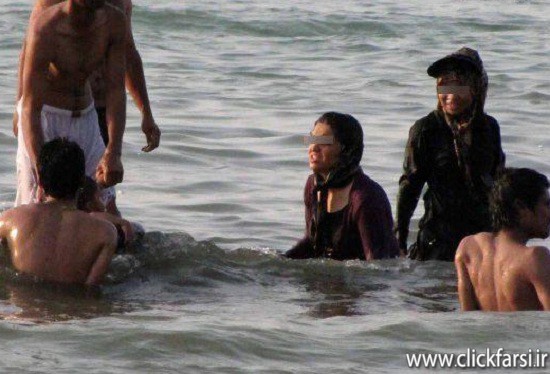 زنان بی حجاب در ساحل و دریا