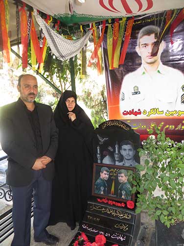 پدرومادر شهید محمد علی دولت آبادی