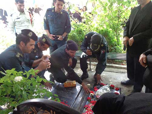 گرامیداشت سومین سالگرد شهادت استواردوم محمد علی دولت آبادی با حضور روساء وپرسنل محترم نیروی انتظامی واقشارمختلف مردم وخانواده شهید دولت آبادی