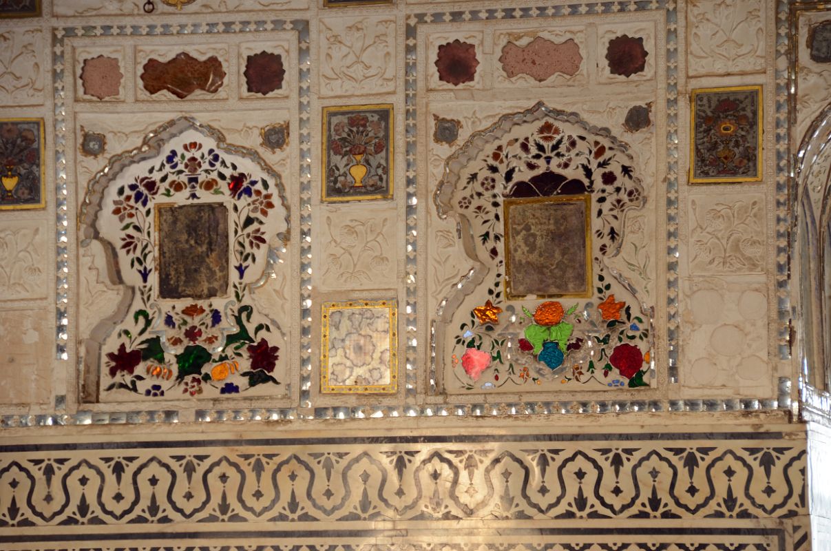 http://s3.picofile.com/file/8199617168/27_Jaipur_Amber_Fort_Jai_Mandir_Sheesh_Mahal_Mirror_Palace_Detail.jpg