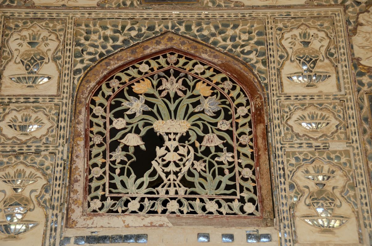 http://s3.picofile.com/file/8199617676/29_Jaipur_Amber_Fort_Jai_Mandir_Sheesh_Mahal_Mirror_Palace_Window_Detail.jpg