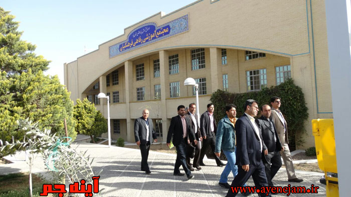 http://s3.picofile.com/file/8200504068/IMG_20150716_WA0045.jpg