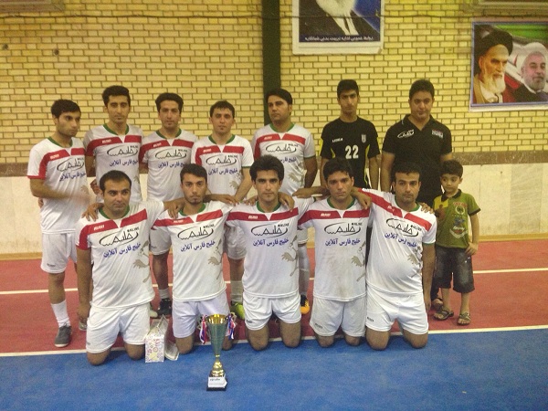 http://s3.picofile.com/file/8200570768/IMG_20150717_WA0108.jpg