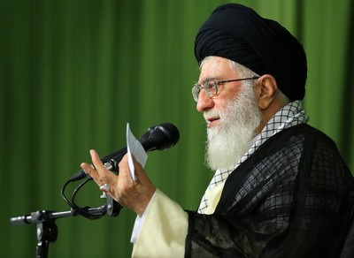 امام خامنه ای