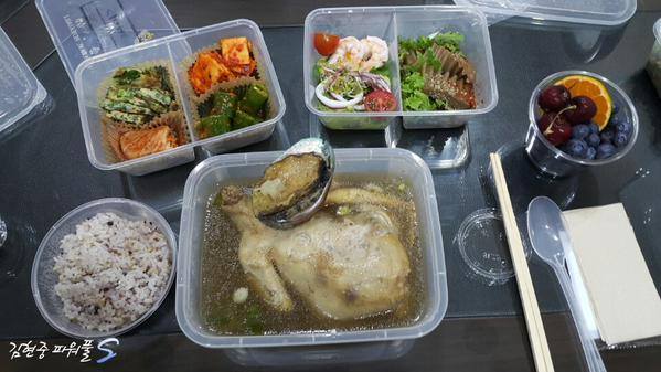 KHJPowerfulS - Food Support to Atty Lee Office - Abalone Chicken Soup